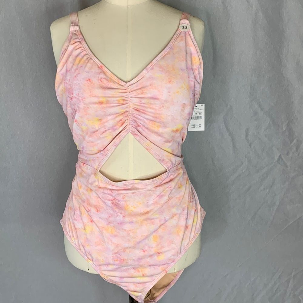 Curve Rouched Front One Piece Dye Scattered Pink